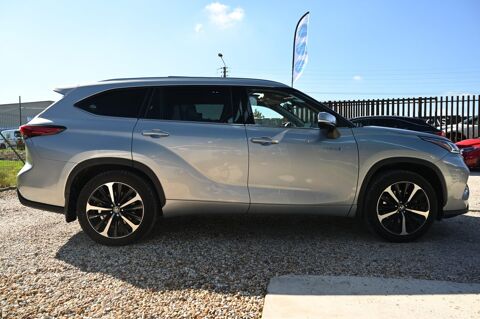 Highlander 2.5 Hybrid AWD 2487cm3 246cv 2021 occasion 59136 Wavrin