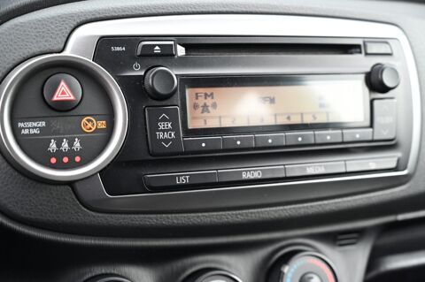 Yaris 1.0 69CH TENDANCE 2012 occasion 59136 Wavrin