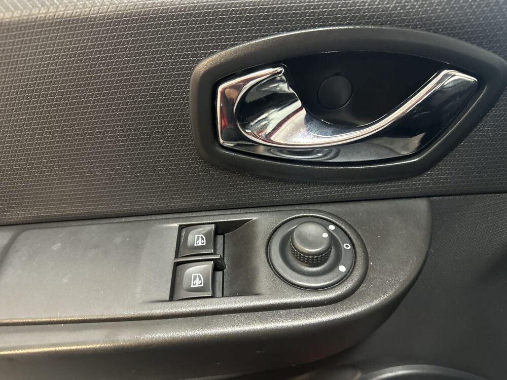 Clio IV 1.5 DCI 90 EXPRESSION 2012 occasion 24000 P&eacute;rigueux