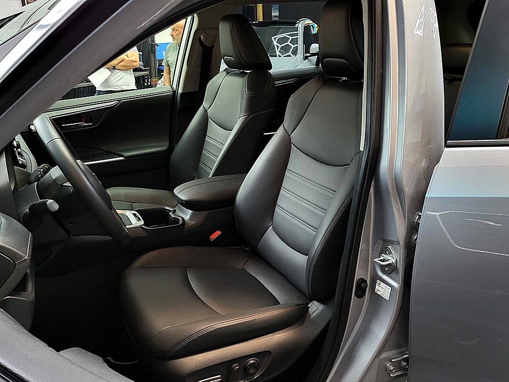 RAV 4 Hybrid 2.5 218 cv 30 Years CVT 2WD 2.5 VVT-iE 2024 occasion 78970 M&eacute;zi&egrave;res-sur-Seine