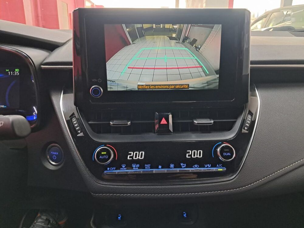 Corolla Touring Sports Hybride 122h Dynamic Business 2022 occasion 94500 Champigny-sur-Marne