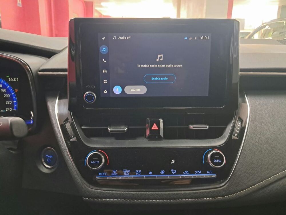 Corolla Touring Sports Hybride 122h Dynamic Business 2022 occasion 94500 Champigny-sur-Marne