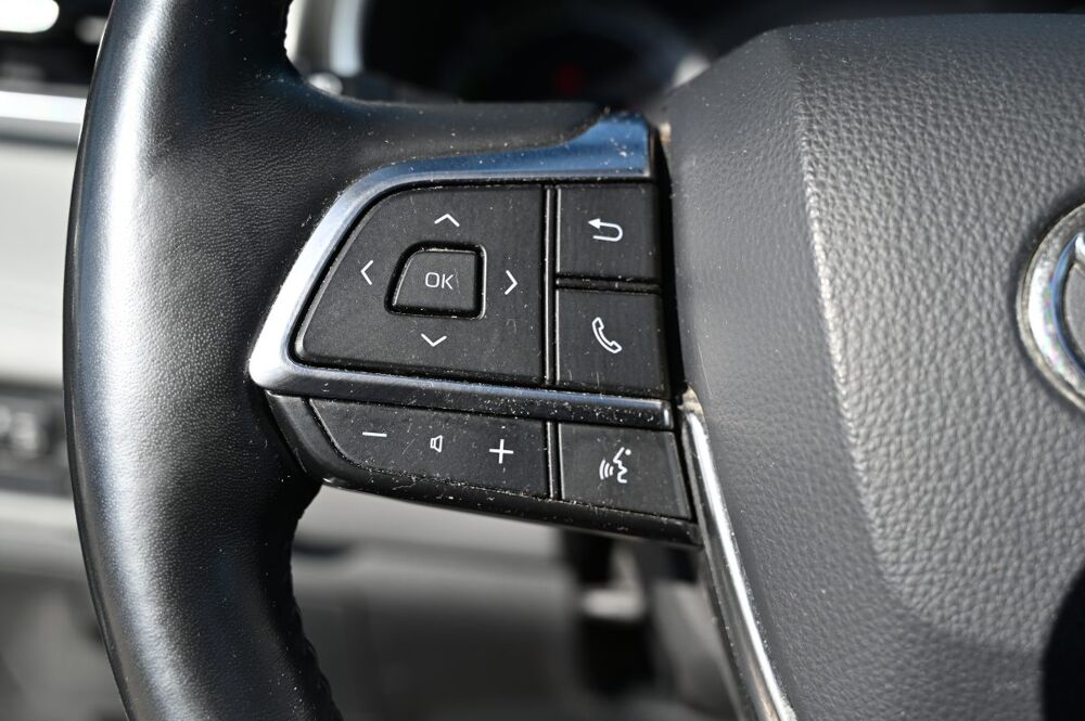 Highlander 2.5 Hybrid AWD 2487cm3 246cv 2021 occasion 59136 Wavrin