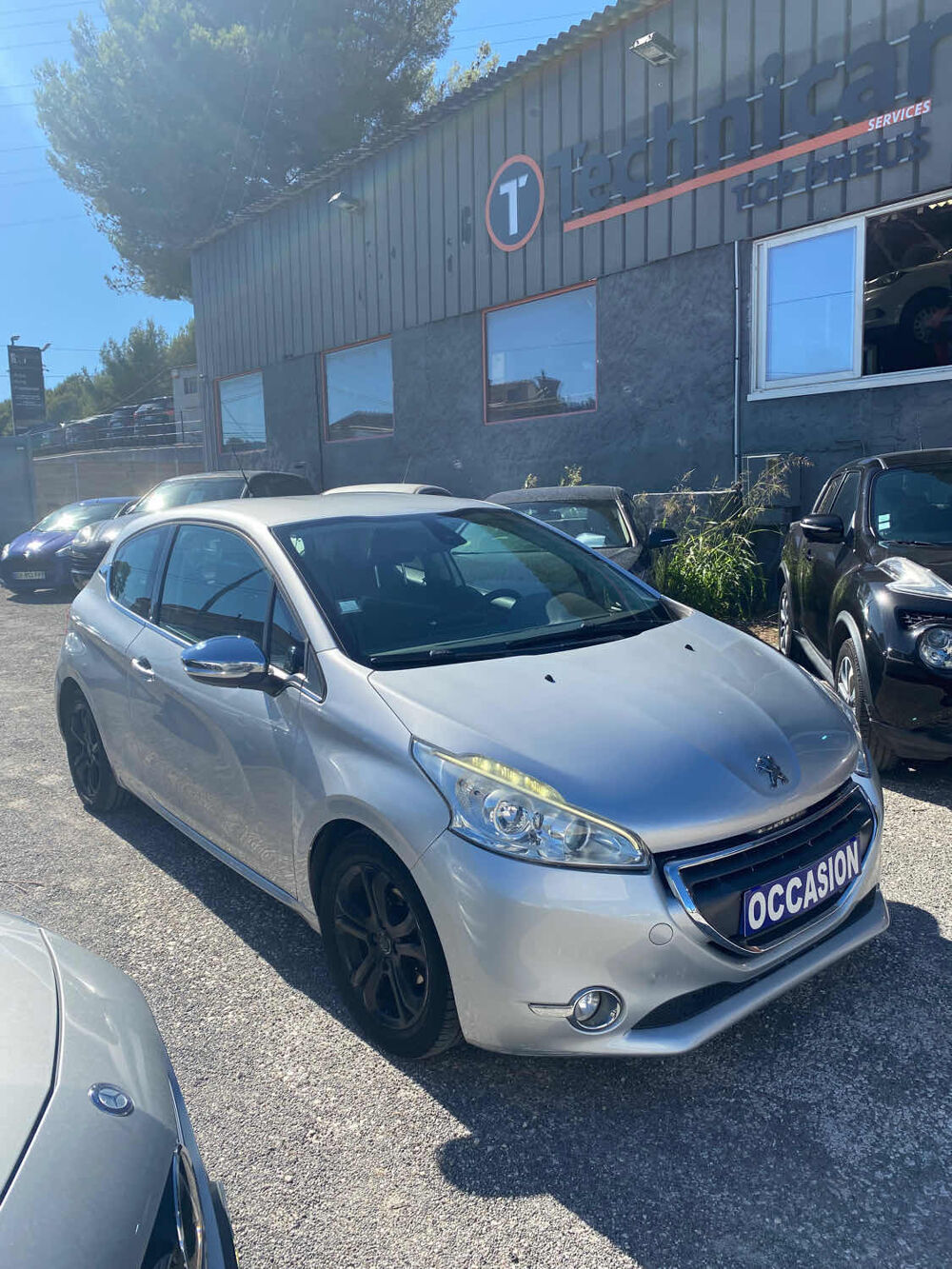 208 1.6 e-HDi FAP Intuitive 3p 2013 occasion 83130 La Garde