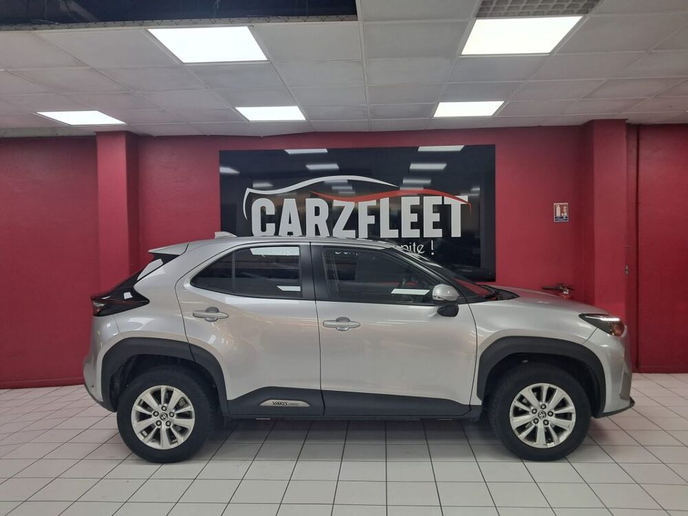 Yaris Cross SUV 1.5 HYBRID 116H DYNAMIC BUSINESS 2023 occasion 94500 Champigny-sur-Marne