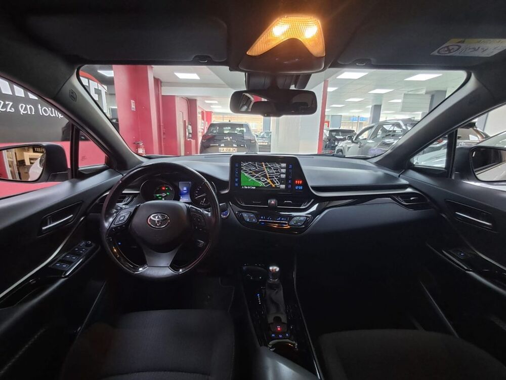 C-HR SUV 1.8 HYBRIDE 122 GRAPHIC 2019 occasion 94500 Champigny-sur-Marne