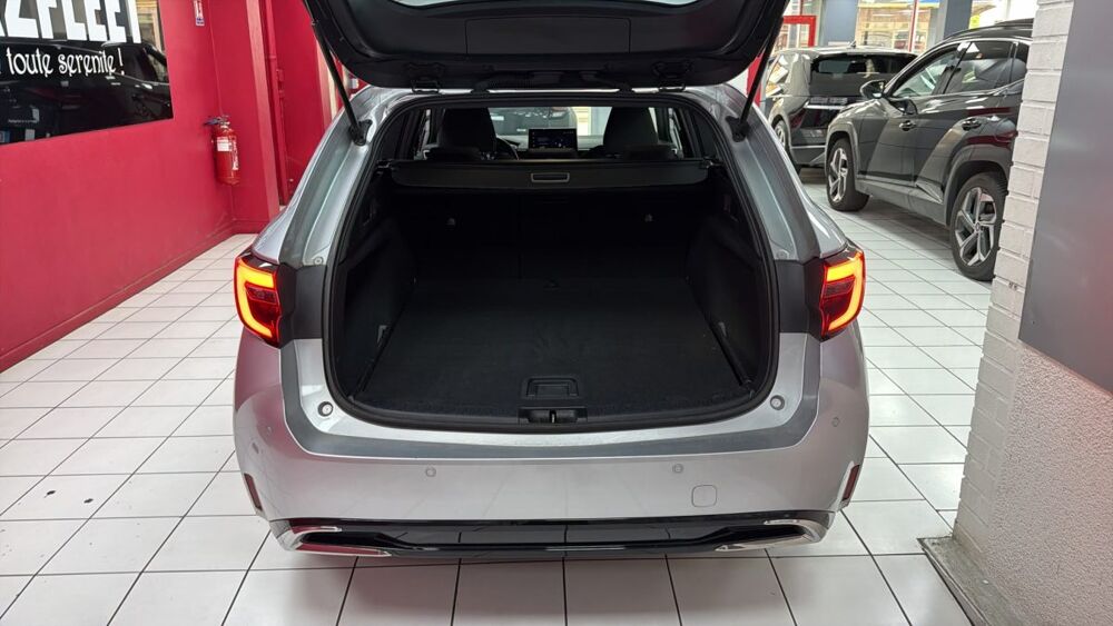 Corolla Touring Sport 1.8 140ch Dynamic Business 2024 occasion 94500 Champigny-sur-Marne