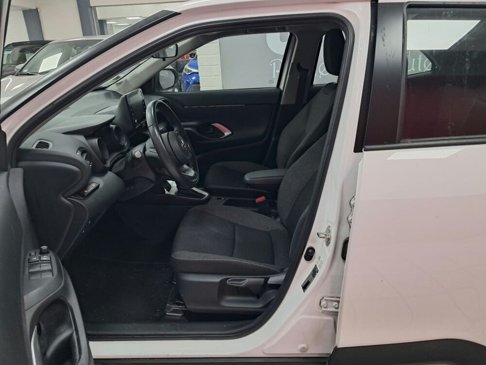 Yaris Cross HYBRIDE 1.5 HYBRID 116H DYNAMIC BUSINESS BEYOND VP [5P] bva 2023 occasion 94500 Champigny-sur-Marne