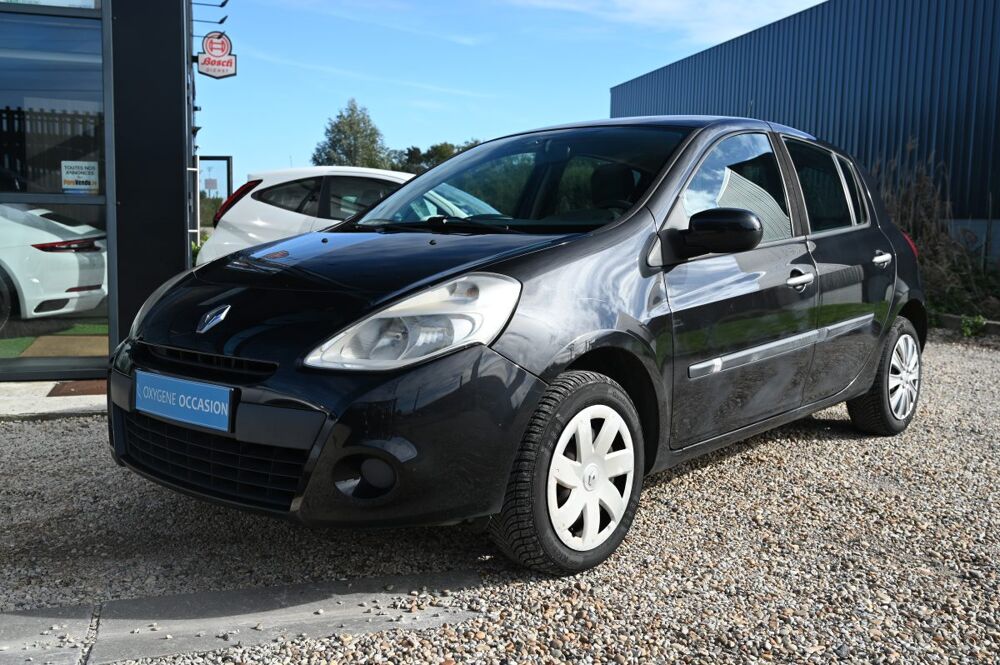 Clio III 1.5 dCi 68Ch 2009 occasion 59136 Wavrin