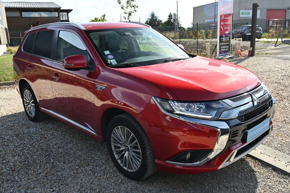 Outlander 2.4 204 CV PHEV TWIN MOTOR INTENSE 4WD 2019 occasion 59136 Wavrin