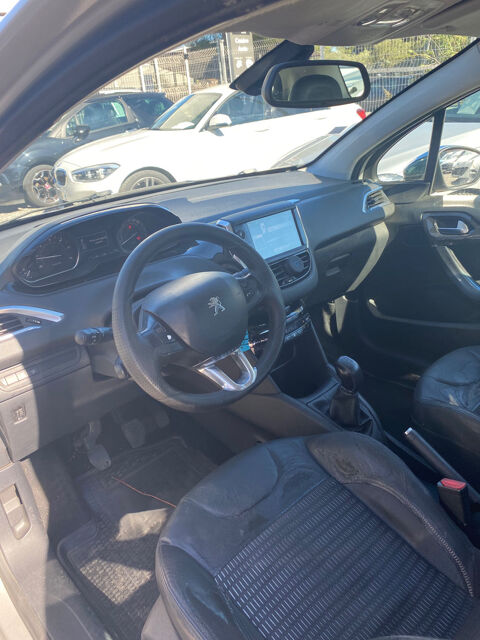 208 1.6 e-HDi FAP Intuitive 3p 2013 occasion 83130 La Garde
