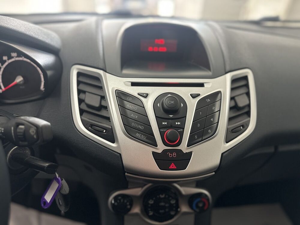 Fiesta VI 1.4 TDCi 70 TREND 2012 occasion 24000 P&eacute;rigueux