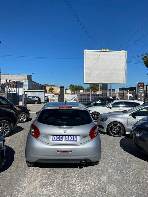 208 1.6 e-HDi FAP Intuitive 3p 2013 occasion 83130 La Garde