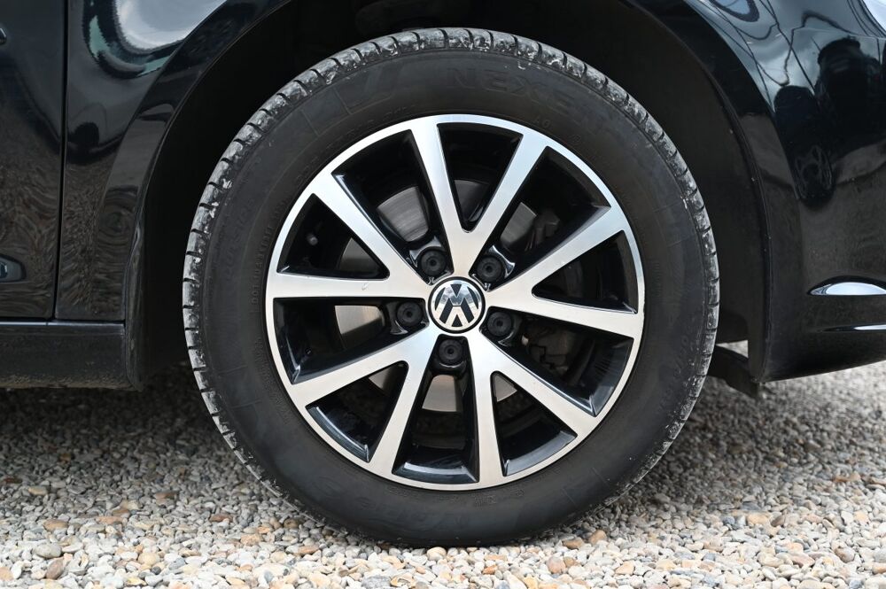 Touran 1.6 TDI 105CH BLUEMOTION CONFORTLINE TOIT PANO 2014 occasion 59136 Wavrin