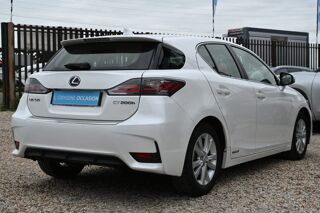 CT 1.8 200h LUXE 2014 occasion 59136 Wavrin