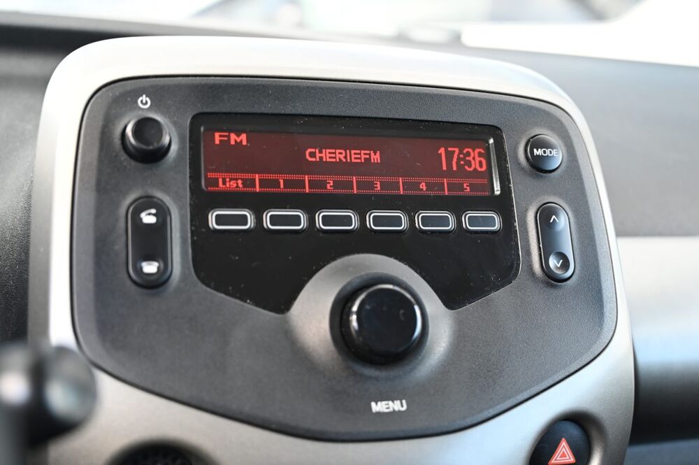 Aygo 1.0 VVTI 69ch Xj 2015 occasion 59136 Wavrin