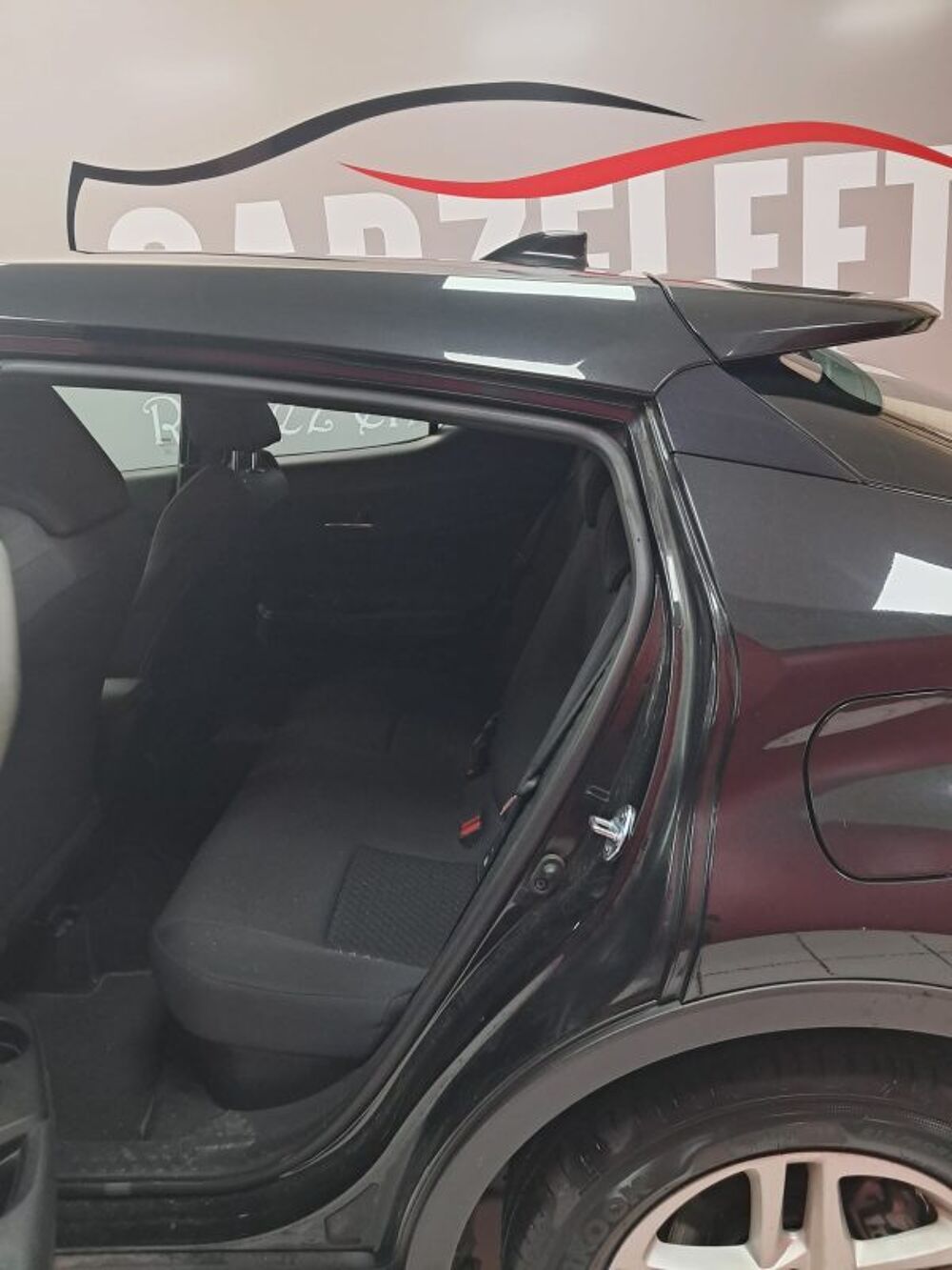 C-HR 122h Dynamic Business 2WD E-CVT + Programme Beyond Zero Acad 2022 occasion 94500 Champigny-sur-Marne