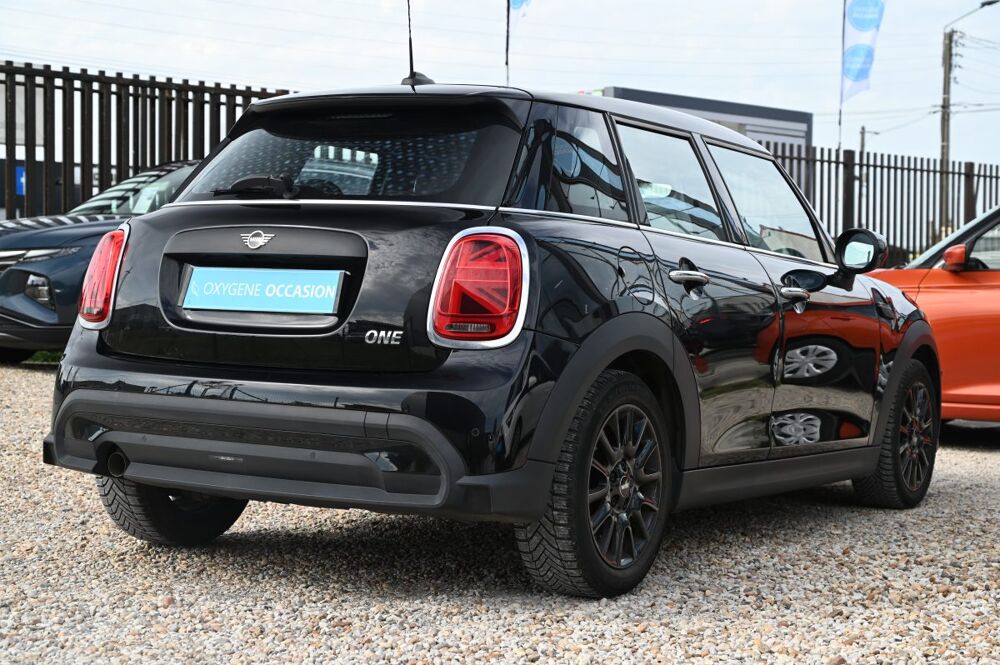 Cooper (2) F56 1.5 102 CV BUSINESS DESIGN 5 PORTES 2022 occasion 59136 Wavrin