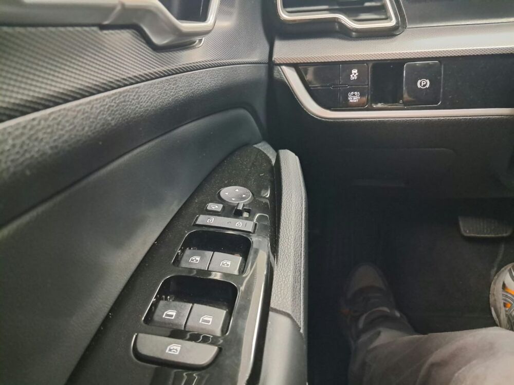 Sportage SUV Design Hybrid 1.6 T-GDi 230CV BVA6 E6d 2023 occasion 94500 Champigny-sur-Marne