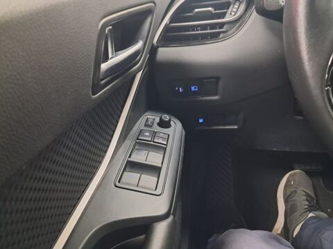 C-HR 1.8 HYBRIDE 122 DYNAMIC BUSINESS 2023 occasion 94500 Champigny-sur-Marne