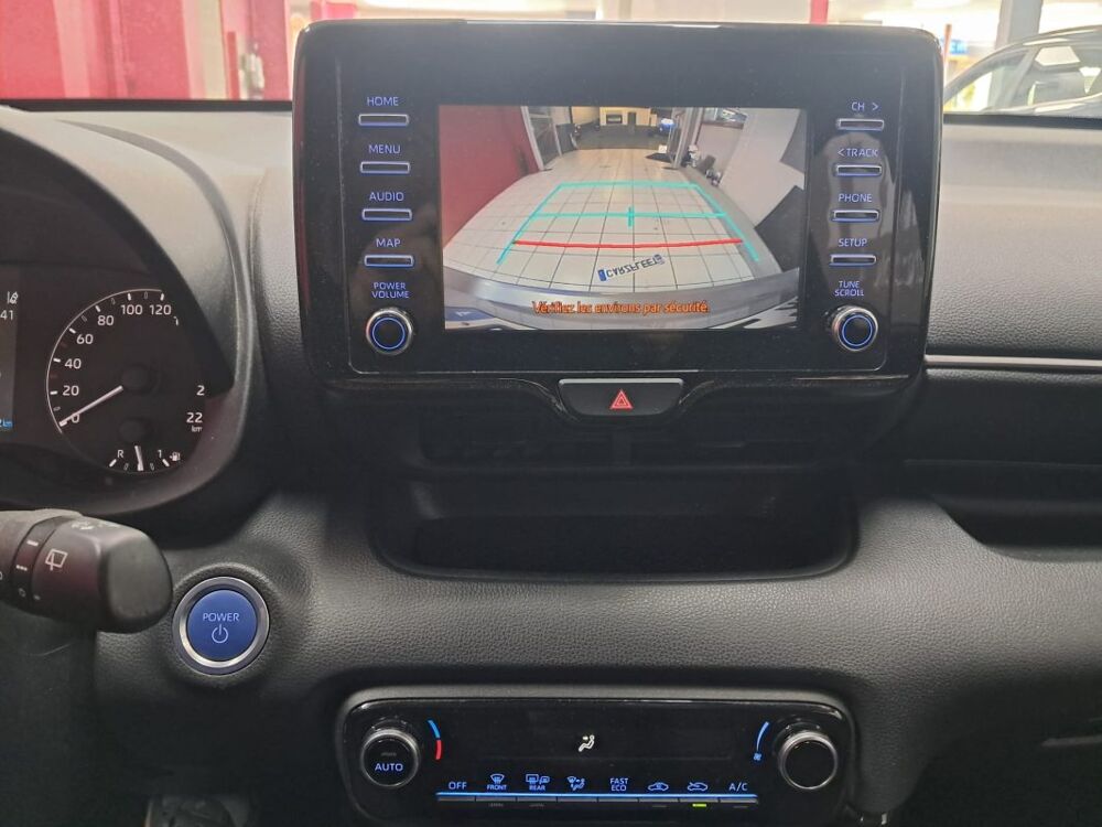 Yaris HYBRIDE 1.5 HYBRID 116H DYNAMIC BUSINESS BEYOND 2022 occasion 94500 Champigny-sur-Marne