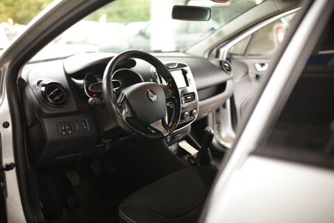 Clio IV 0.9 TCe 90 898cm3 90cv 2014 occasion 52300 Vecqueville