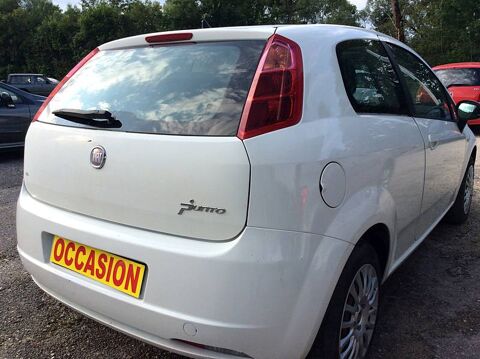 Punto 1.2 65cv 3 portes 1&egrave;re Main 2009 occasion 52300 Vecqueville
