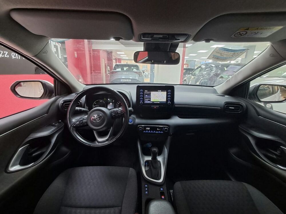 Yaris HYBRIDE 1.5 116H FRANCE BUSINESS 2021 occasion 94500 Champigny-sur-Marne