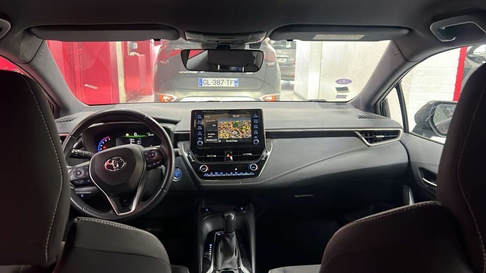 Corolla Hybride 122h Dynamic Business 2021 occasion 94500 Champigny-sur-Marne