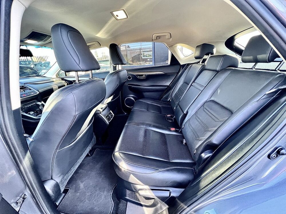 NX 2.5 HSD 197CH AWD LUXE 03/2017 2017 occasion 59136 Wavrin