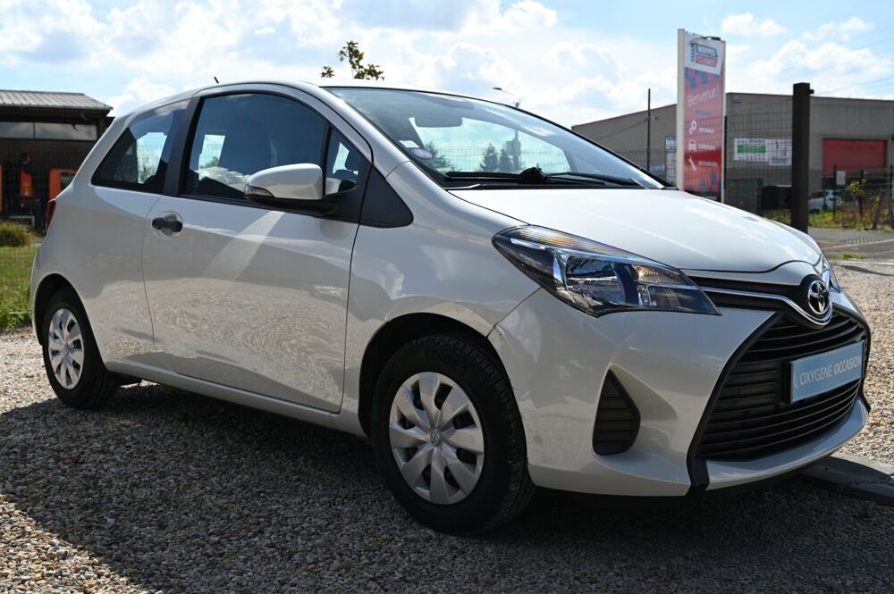 Yaris 1.0 VVTI 69 ACTIVE 2015 occasion 59136 Wavrin