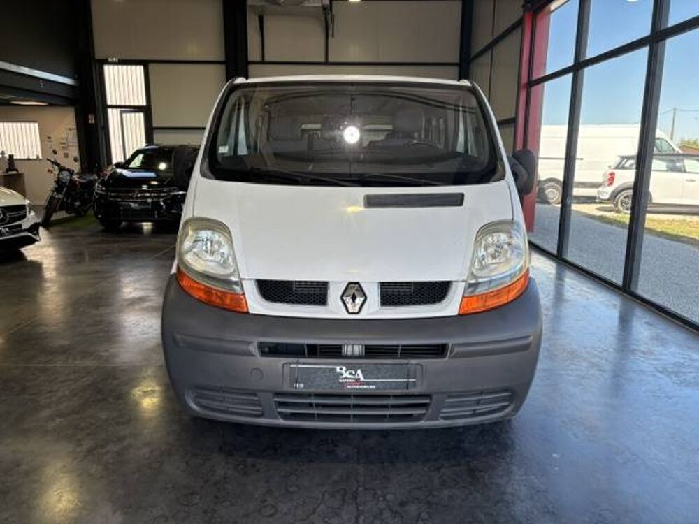 Trafic L1H1 COMBI 1.9 DCI 2005 occasion 71240 Varennes-le-Grand