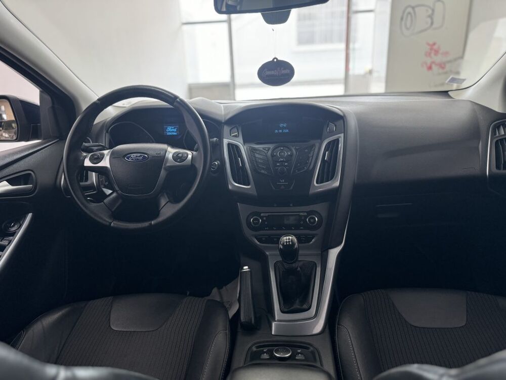 Focus 1.0 EcoBoost 100CV TITANIUM 2013 occasion 24000 P&eacute;rigueux