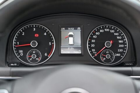 Touran 1.6 TDI 105CH BLUEMOTION CONFORTLINE TOIT PANO 2014 occasion 59136 Wavrin