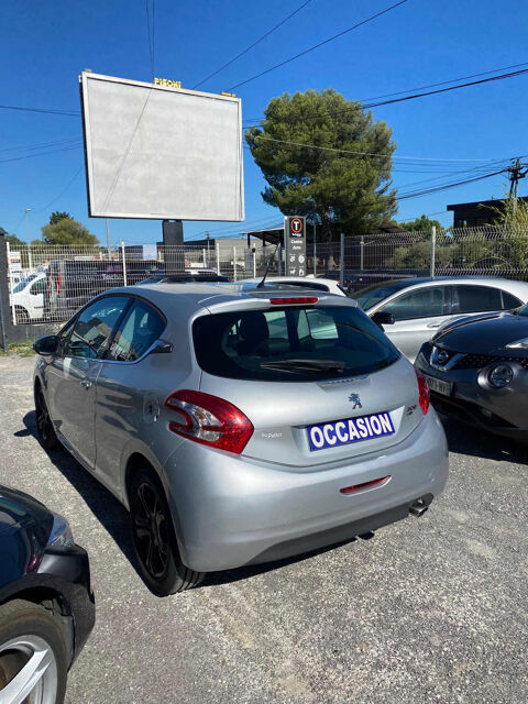 208 1.6 e-HDi FAP Intuitive 3p 2013 occasion 83130 La Garde
