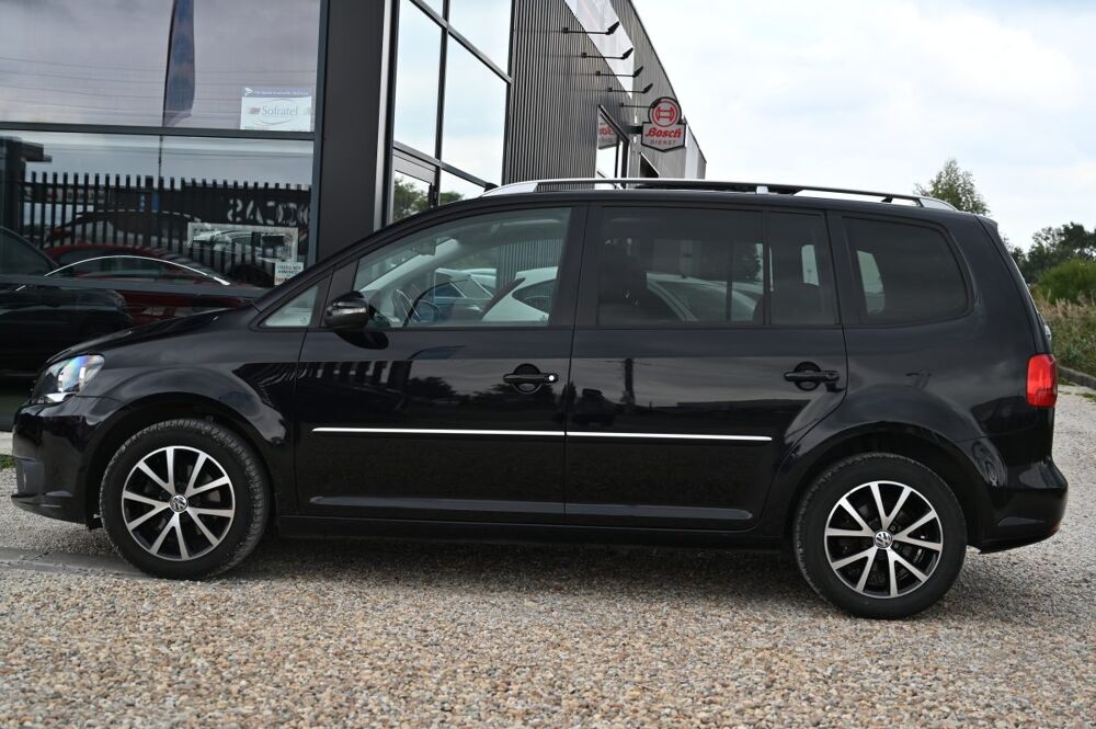 Touran 1.6 TDI 105CH BLUEMOTION CONFORTLINE TOIT PANO 2014 occasion 59136 Wavrin
