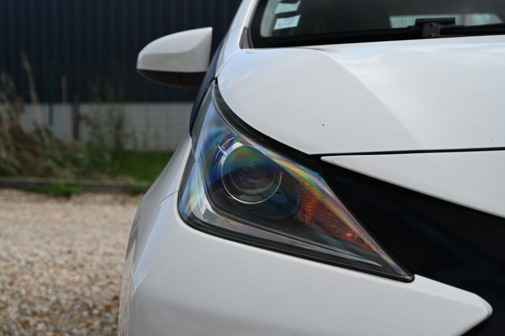 Aygo 1.0 VVTI 69ch Xj 2015 occasion 59136 Wavrin