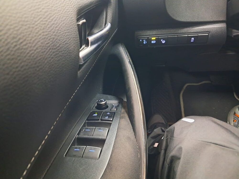 Corolla Touring Sports Hybride 122h Dynamic Business 2023 occasion 94500 Champigny-sur-Marne