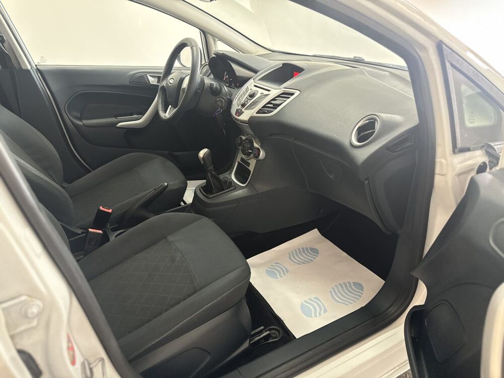 Fiesta VI 1.4 TDCi 70 TREND 2012 occasion 24000 P&eacute;rigueux