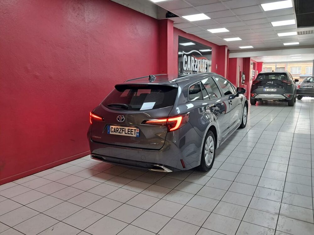 Corolla TOURING SPORTS Hybride 140h Dynamic Business VP [5P] bva 0-1 2024 occasion 94500 Champigny-sur-Marne