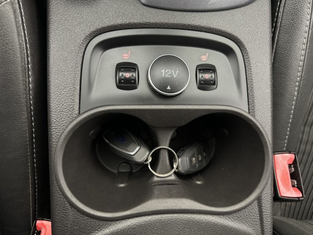 Focus 1.0 EcoBoost 100CV TITANIUM 2013 occasion 24000 P&eacute;rigueux