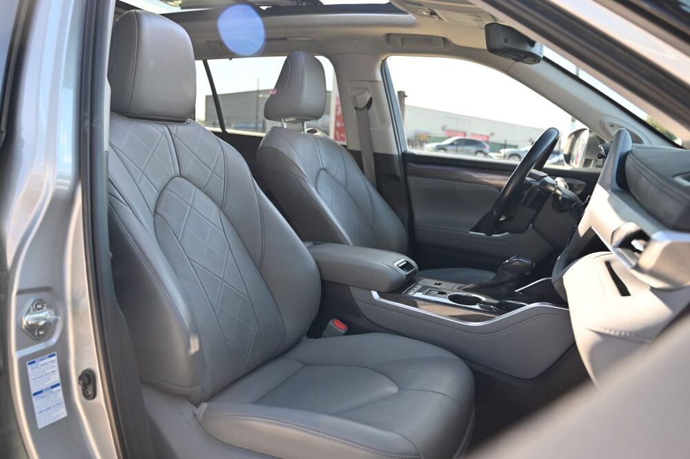 Highlander 2.5 Hybrid AWD 2487cm3 246cv 2021 occasion 59136 Wavrin