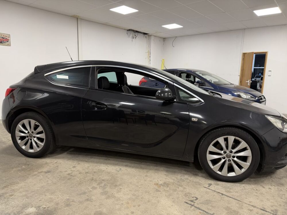 Astra GTC 1.7 CDTI 110cv 2012 occasion 24000 P&eacute;rigueux