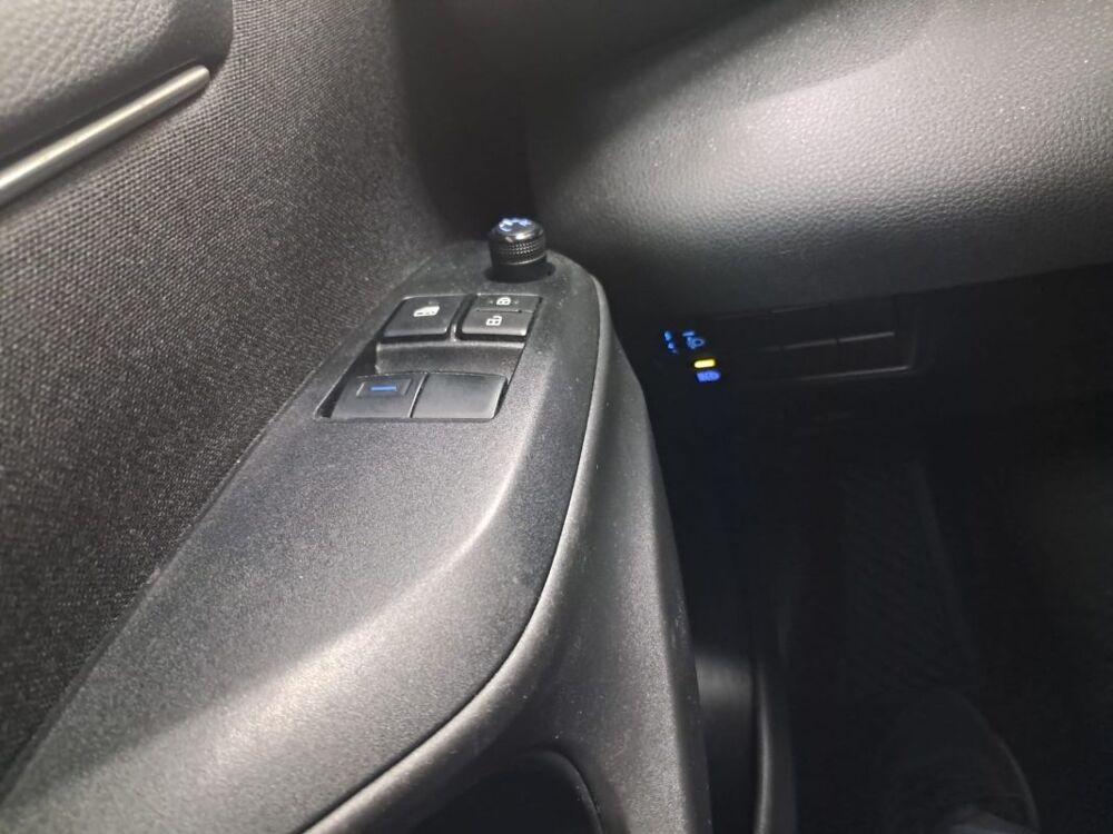 Yaris HYBRIDE 1.5 HYBRID 116H DYNAMIC BUSINESS BEYOND 2022 occasion 94500 Champigny-sur-Marne