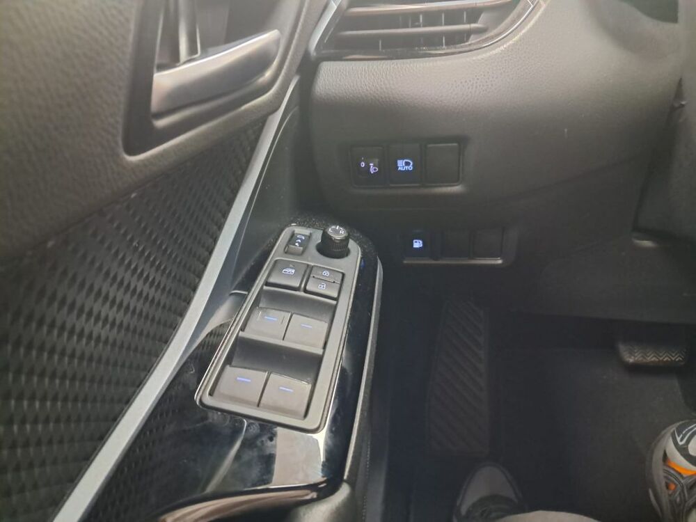 C-HR 1.8 HYBRIDE 122 EDITION 2022 occasion 94500 Champigny-sur-Marne