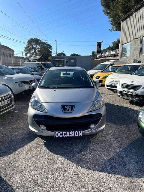 Peugeot 207 1.6 HDi 90Ch