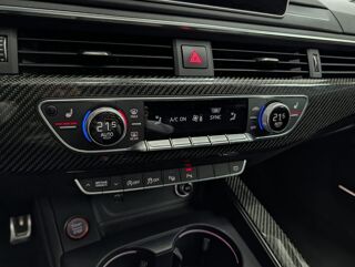 RS4 2.9 TFSI V6 TURBO QUATTRO 450 CV 2018 occasion 78970 M&eacute;zi&egrave;res-sur-Seine