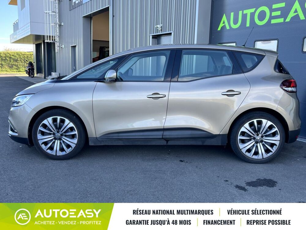 Sc&eacute;nic IV 1.2 Tce 115 cv LIFE / 1&egrave;re Main / Attelage 2017 occasion 03000 Avermes