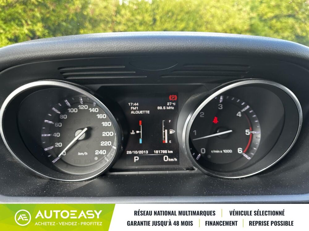 Range Rover 3.0 TDV6 258 ch HSE Toit panoramique 2014 occasion 44470 Carquefou