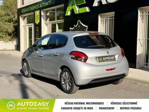 208 1.2 THP Allure 110 cv / 35 500 km / FULL Entretien PEUGEOT / 2016 occasion 34430 Saint-Jean-de-Vedas